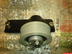 Fixed idler pulley
