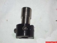 Dipstick tube mount