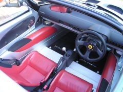 INTERIOR.JPG