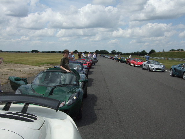 2009_0614Snetterton0015.JPG