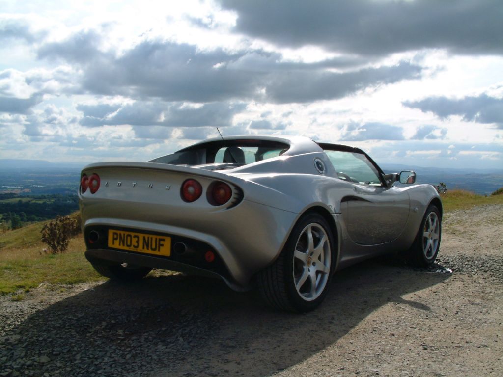 car 003.jpg