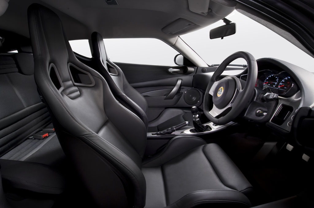 Evora-2-2-interior.jpg