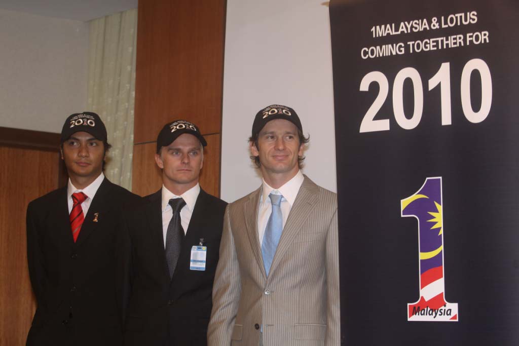 Fairuz Faury, Heikki Kovalainen and Jarno Trulli at the Lotu