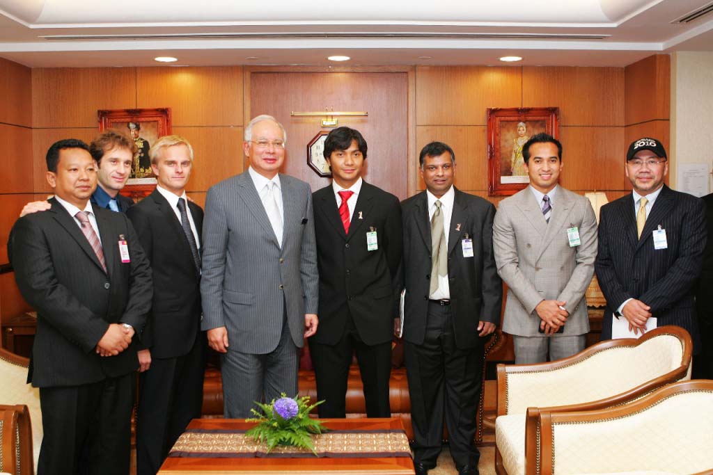 Lotus F1 Racing Drivers meeting the Malaysian Prime Minister