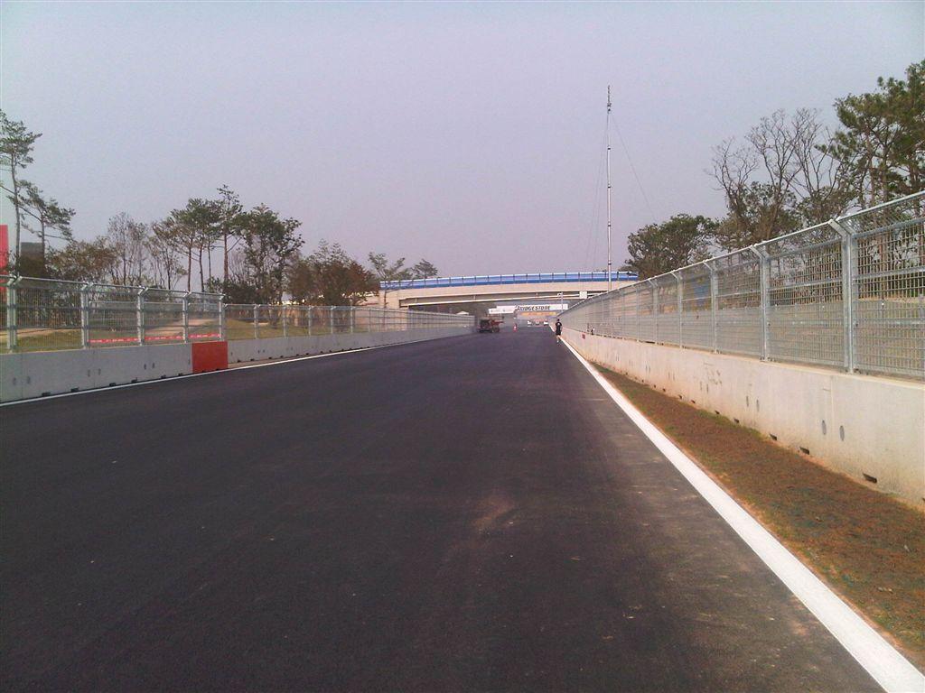 Further down the long straight.jpg