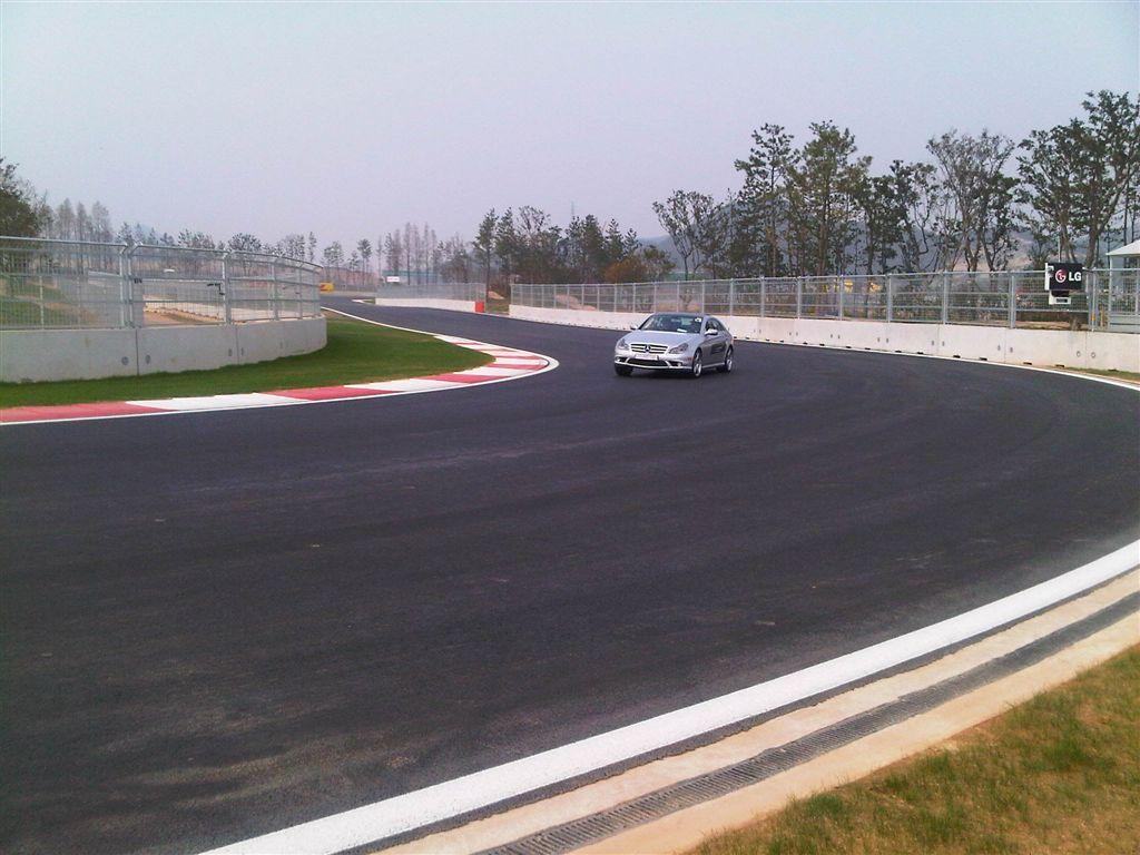 Course car through T14.jpg