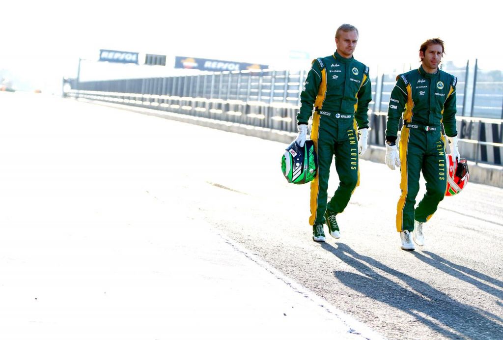 5425167287_113a3cd069 Jarno and Heikki in the pitlane_O.jpg