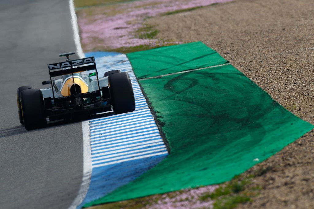 5441217265_830f02cd88 Heikki using the track in T02_O.jpg