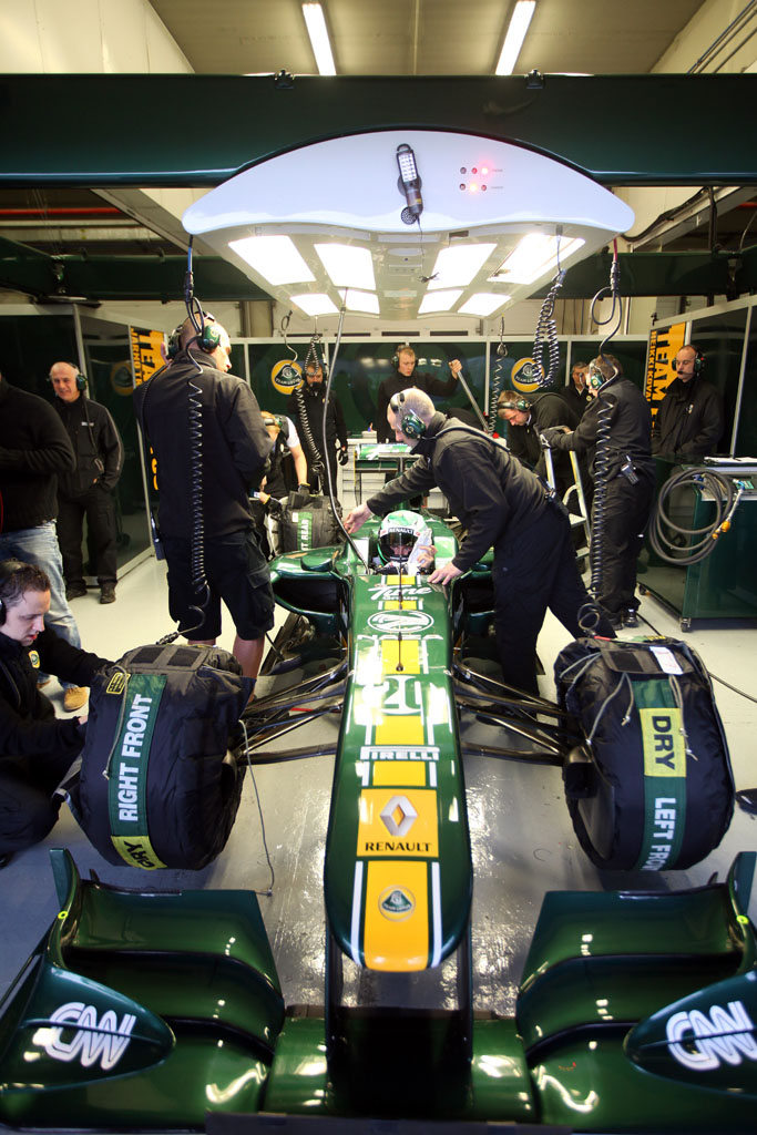 5441809068_a05e5d1af8 Heikkis calm while the boys work around the car_O.jpg