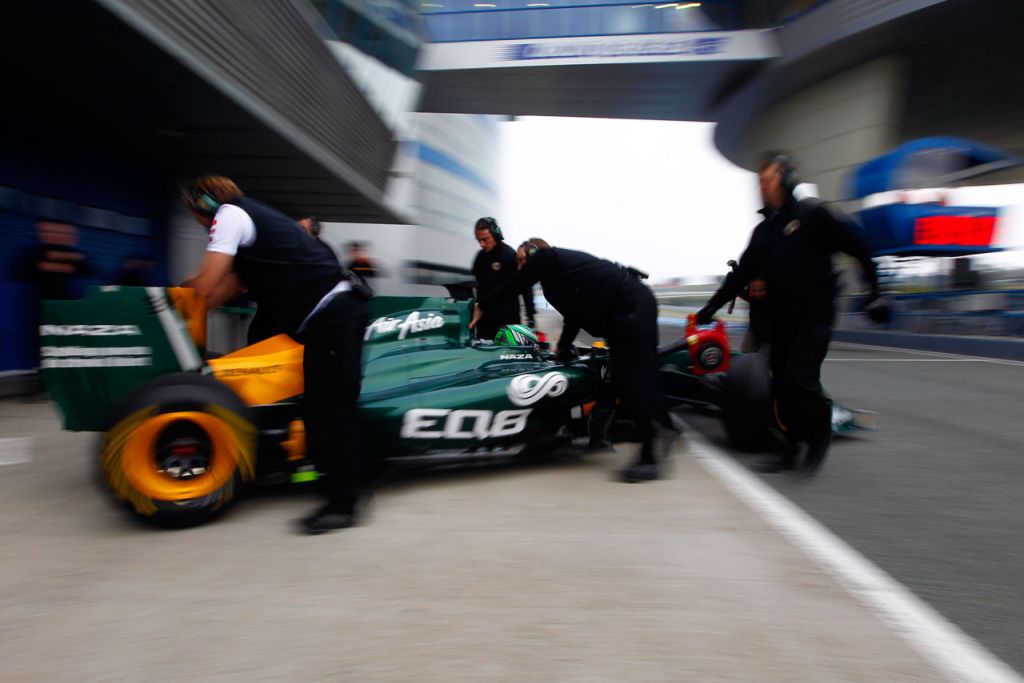 5441213855_b165f591fa HPeikki being pushed back into the garage_O.jpg