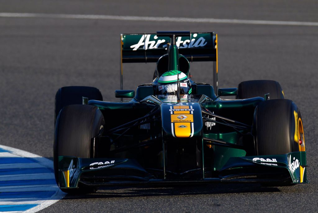 5440602545_dbfe8dbfd5 Heikki hits the apex_O.jpg
