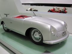 Porsche Museum (2)