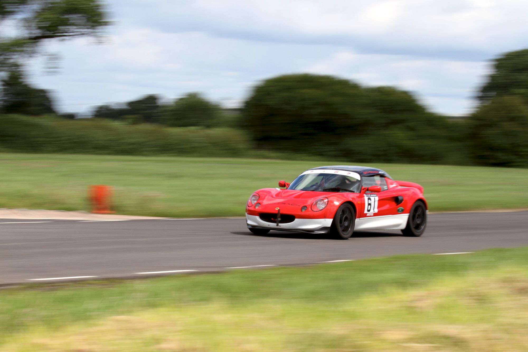 Me sprinting at Curborough - wide pan