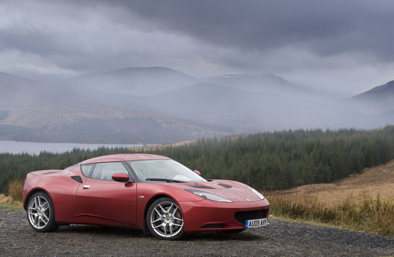 Lotus Evora Front 3QTR Static 5