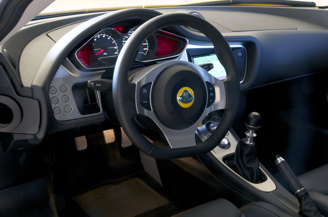 Evora 105