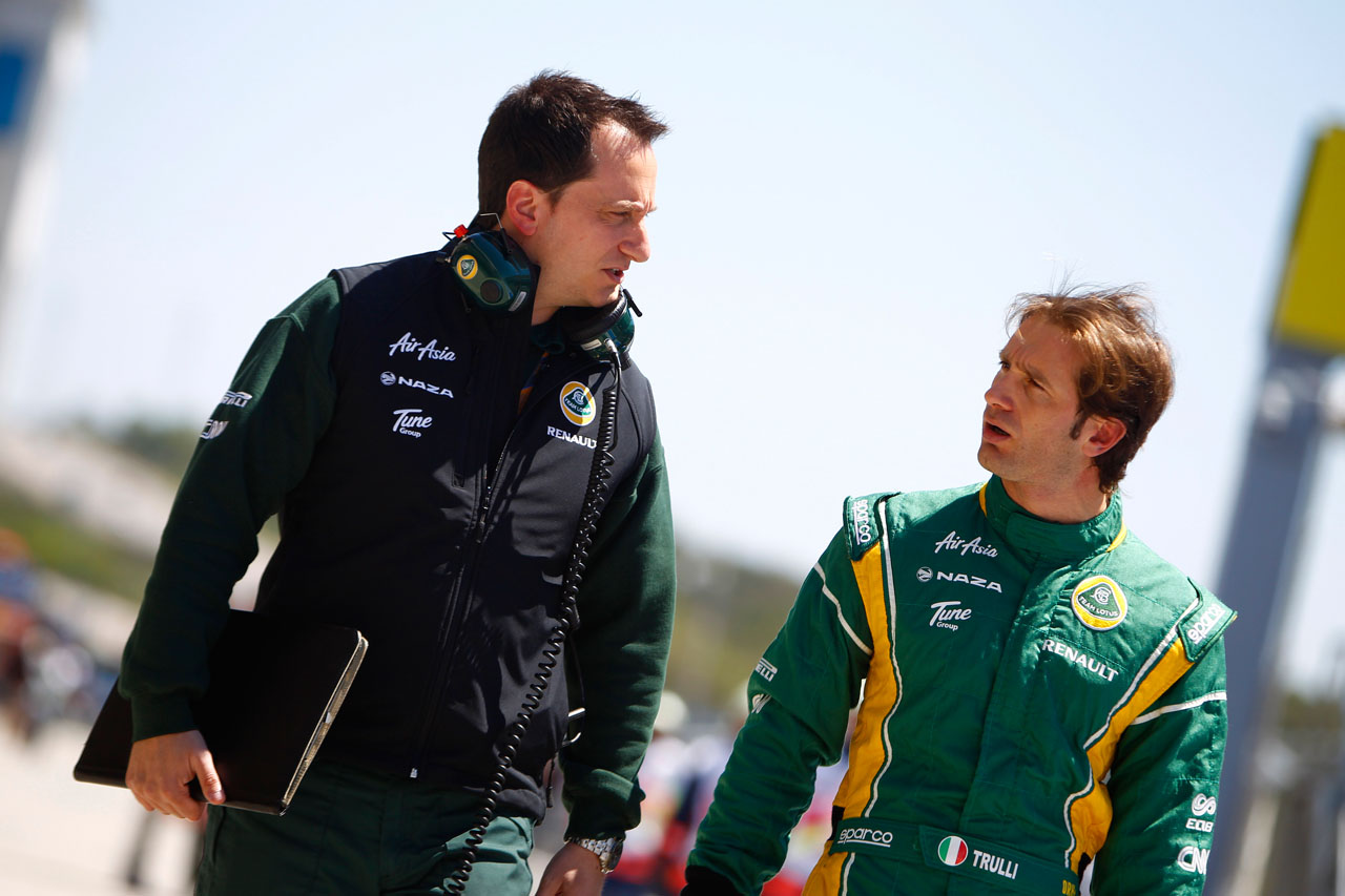 5696002864 95332aeb2d Jarno Trulli with His race engineer Gianluca Pisanello O