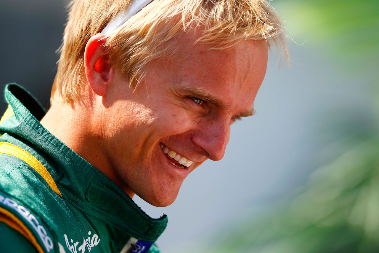 5820528225 50f3f1bf72 Heikki Kovalainen O