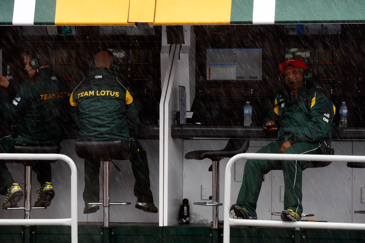 5831665647 9b0281cda9 The Pit wall In The rain In Montreal O