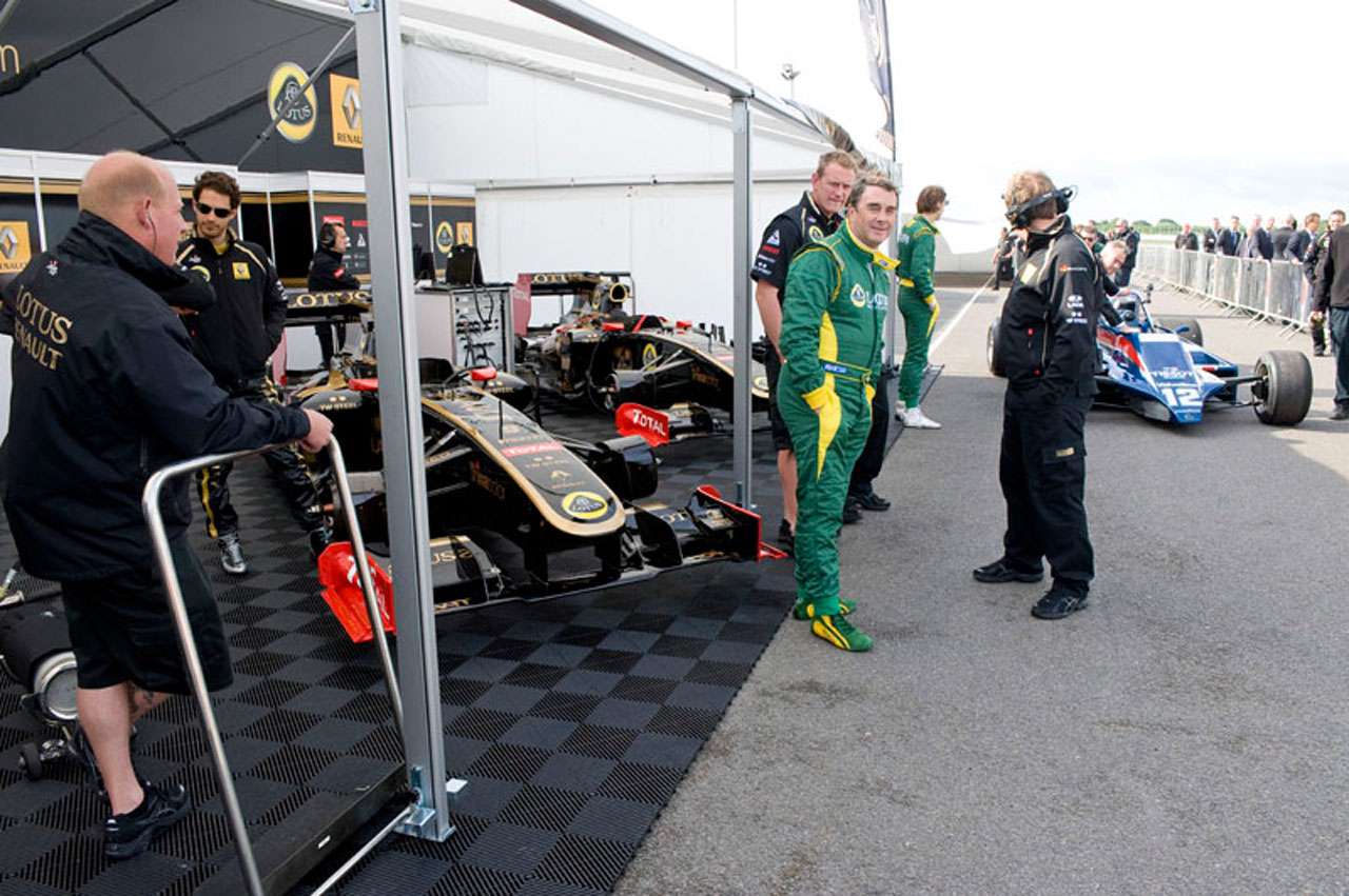 40165 103 9706 Lotus Test Track Opening 21 06 11 108