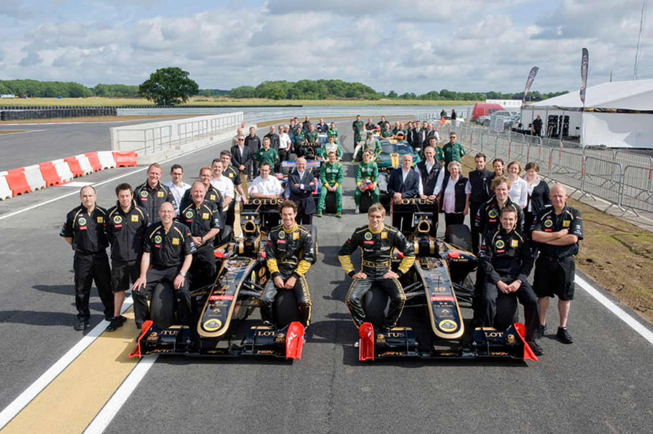 40154 103 9762 Lotus Test Track Opening 21 06 11 338
