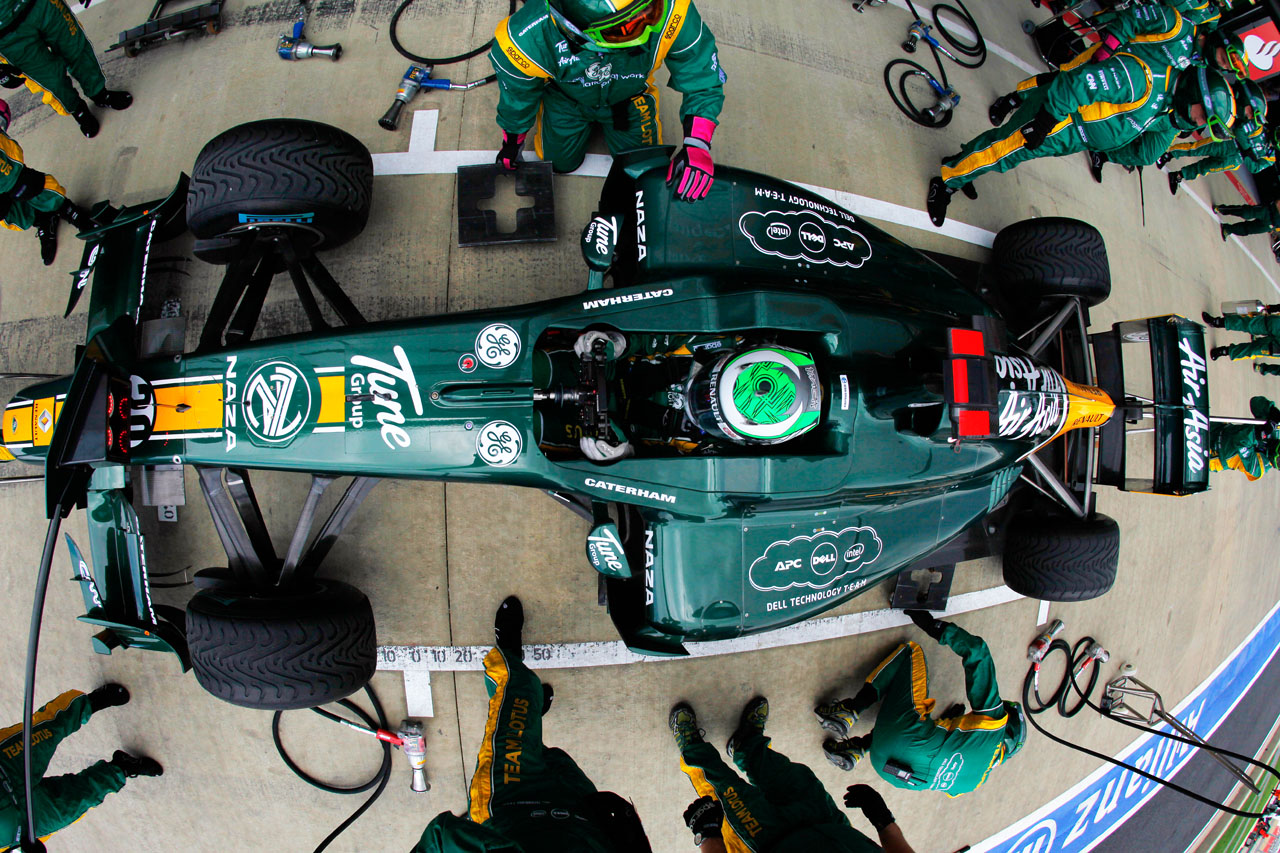 5925883284 dcbab67776 Heikki Kovalainen In The pits during The race O