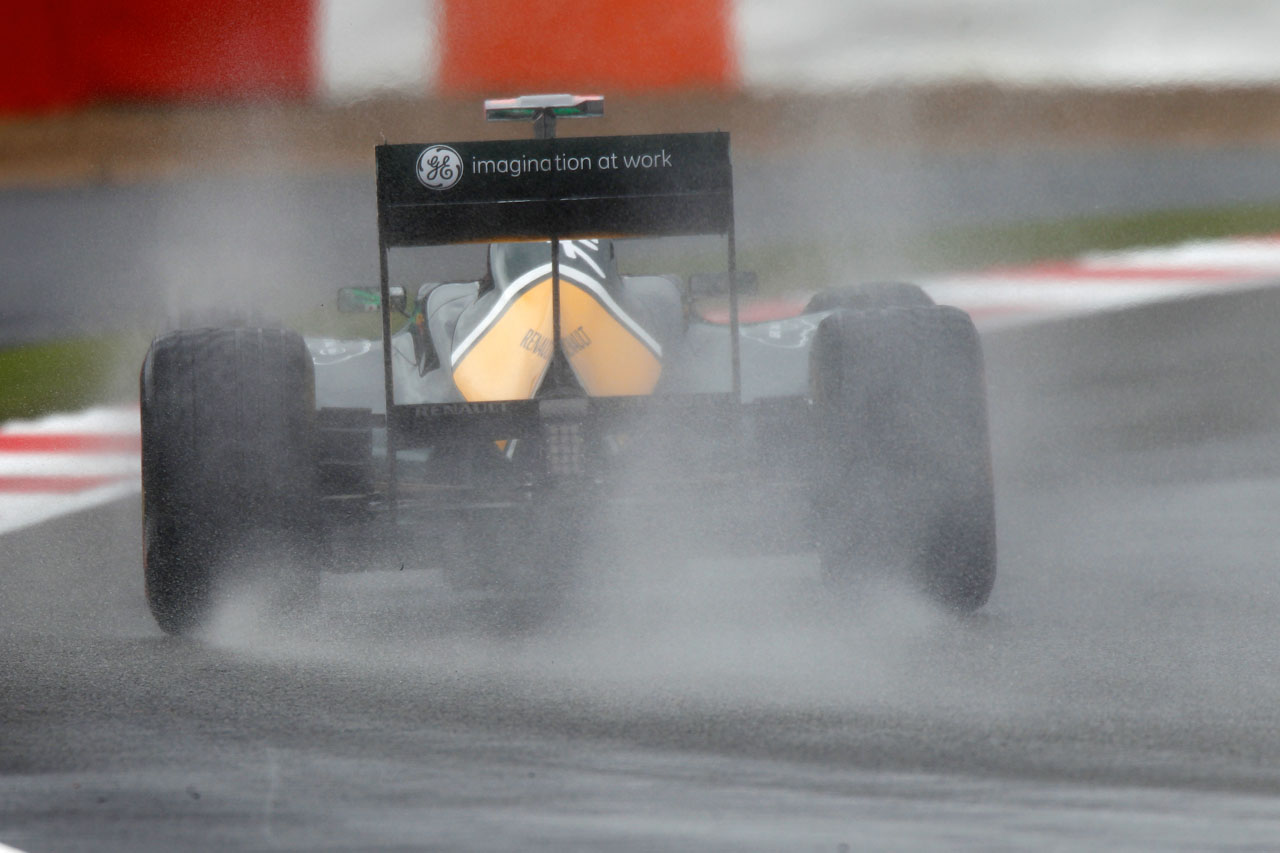 5917432931 22ba6f8900 Heikki Kovalainen On track during FP2 O