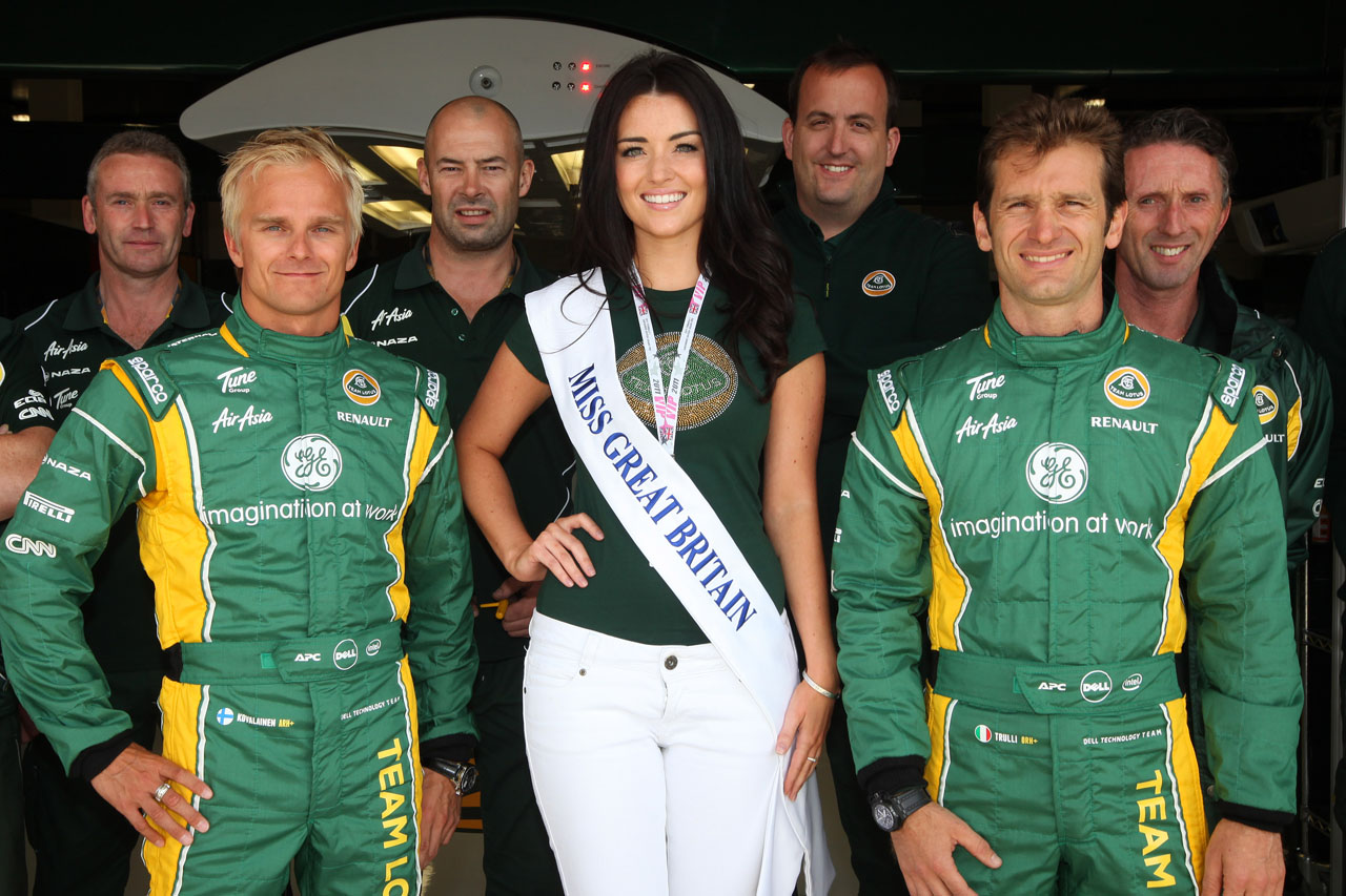 5915170630 90d468210f Miss Great Britain Amy Carrier with Team Lotus O
