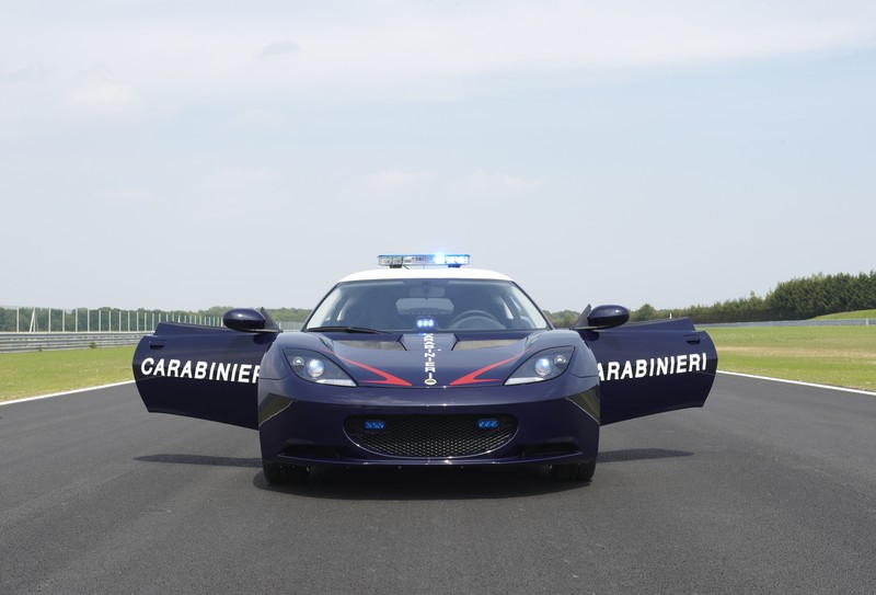 Lotus Evora Carabinieri   front doors open 2   Test Track Hethel UK.800x 1