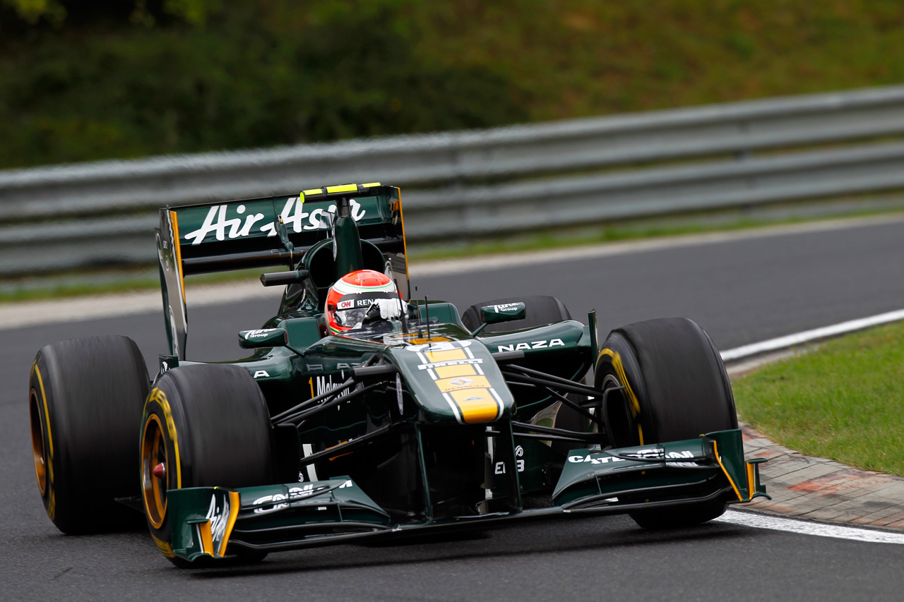 5986917451 375849f92a Jarno Trulli On track during FP1 O