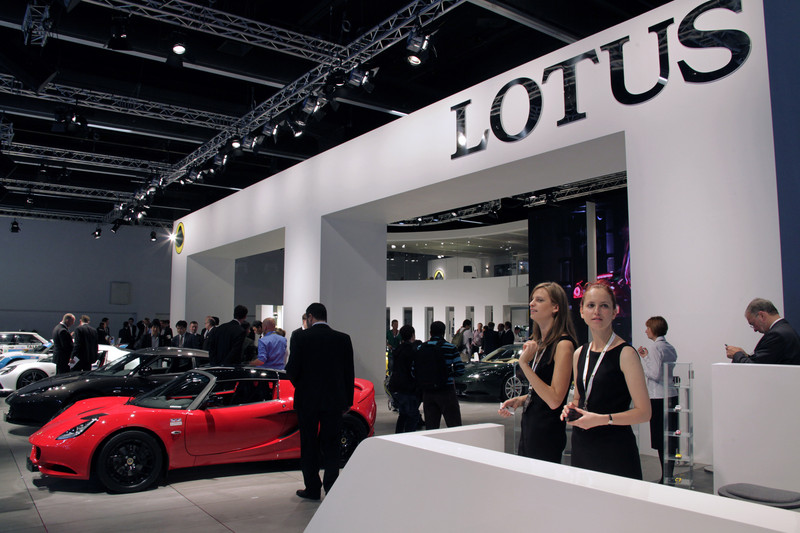 Lotus IAA 2011 103.800x 1