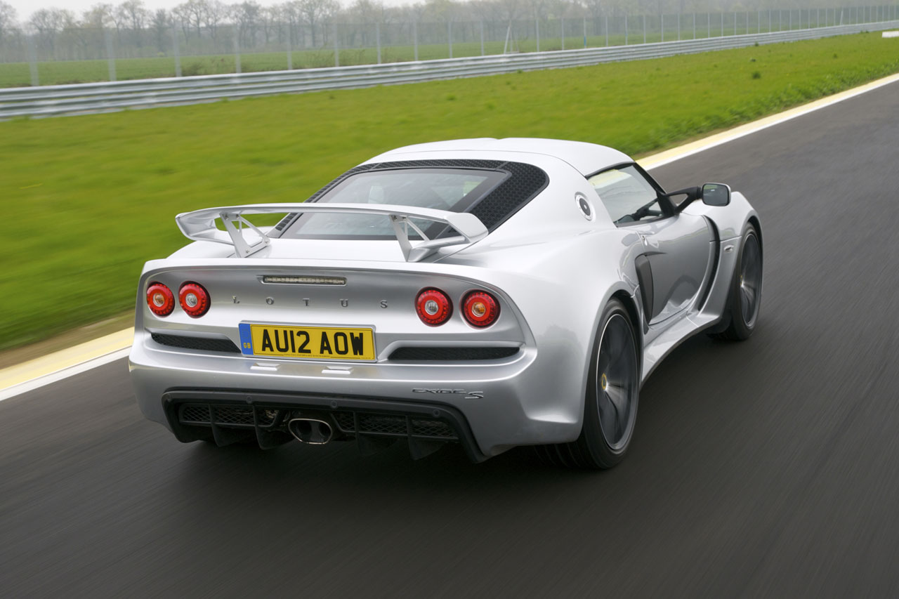 Exige 003