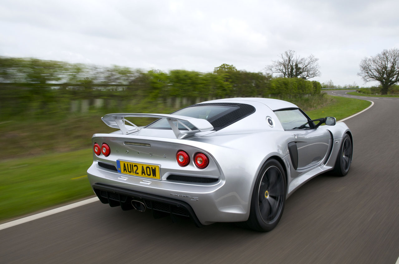 Exige 001