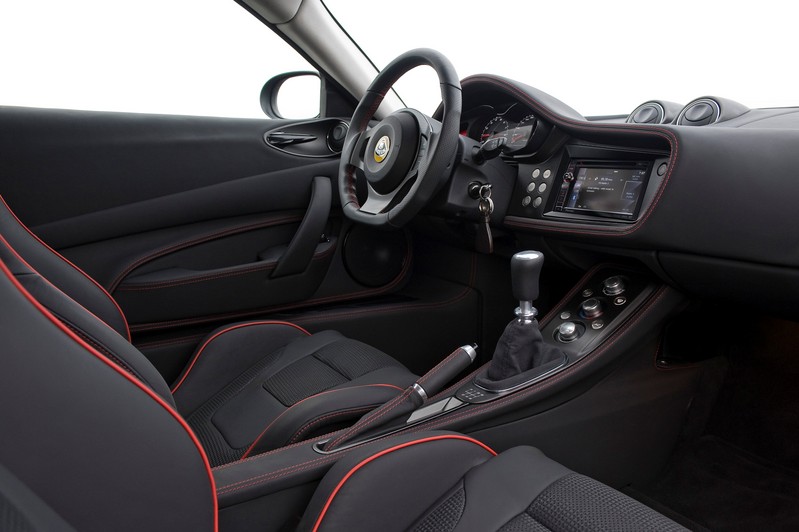 MY12 Evora Interior 1.800x 1