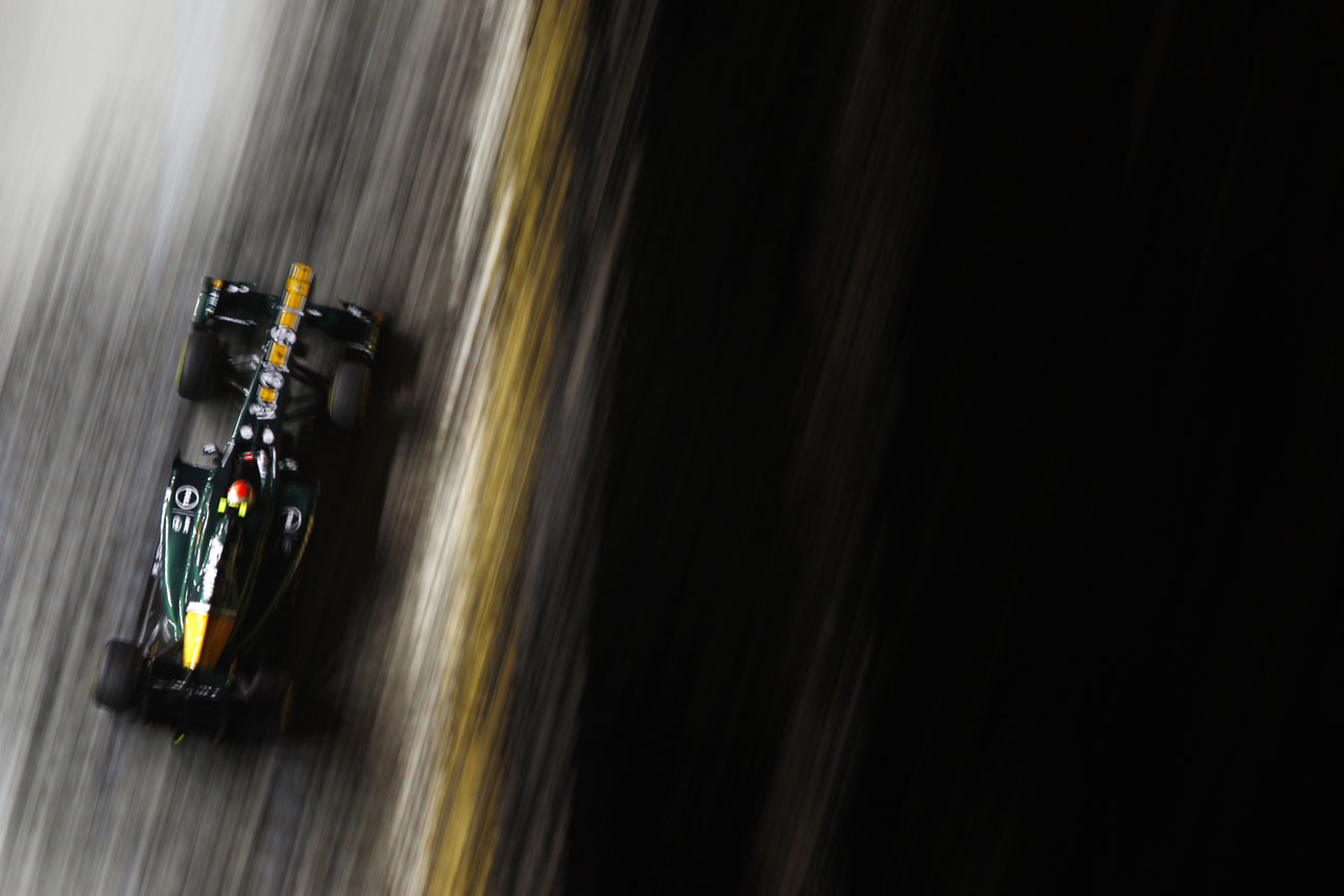 6184820514 97aa8c7bd4 Jarno Trulli On track during FP2 O