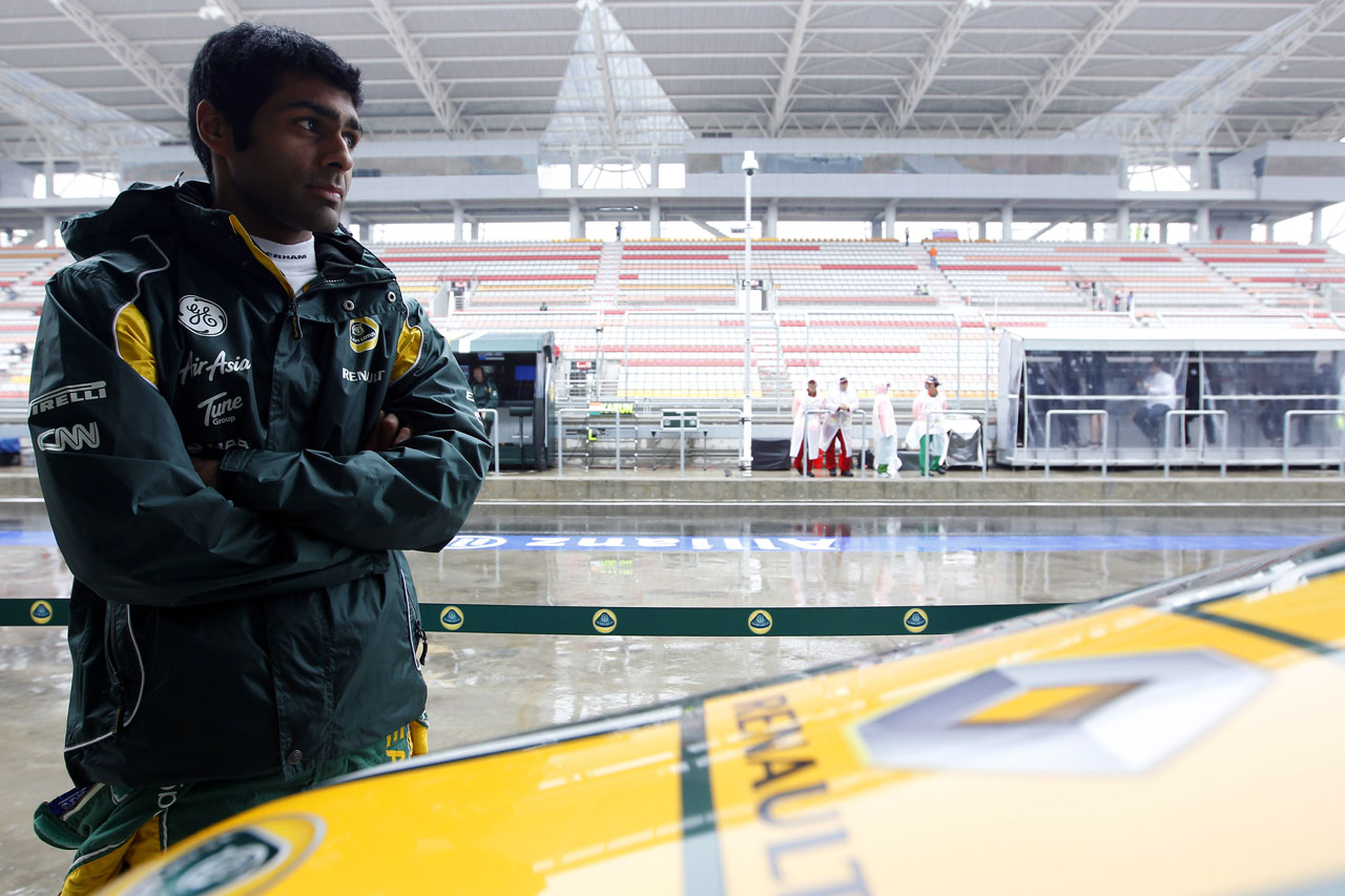 6242786958 78788c597b Karun waits Out The FP1 rain In Korea O