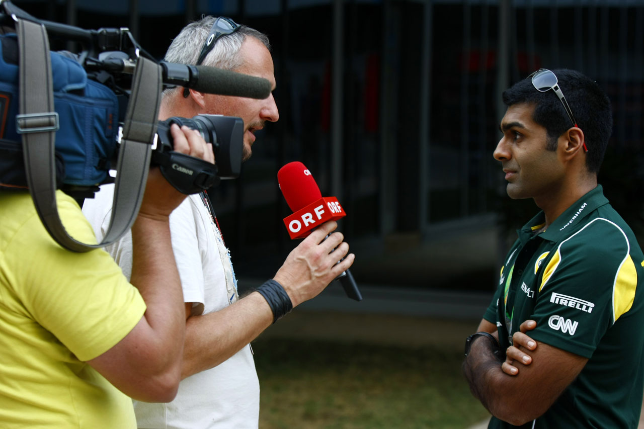 6285586051 8f12e942ed Karun being interviewed On TV O