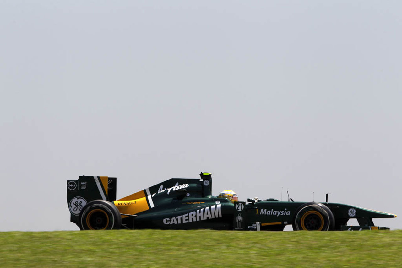 6399990109 bcdd5a16d6 Luiz Razia On track during FP1 O