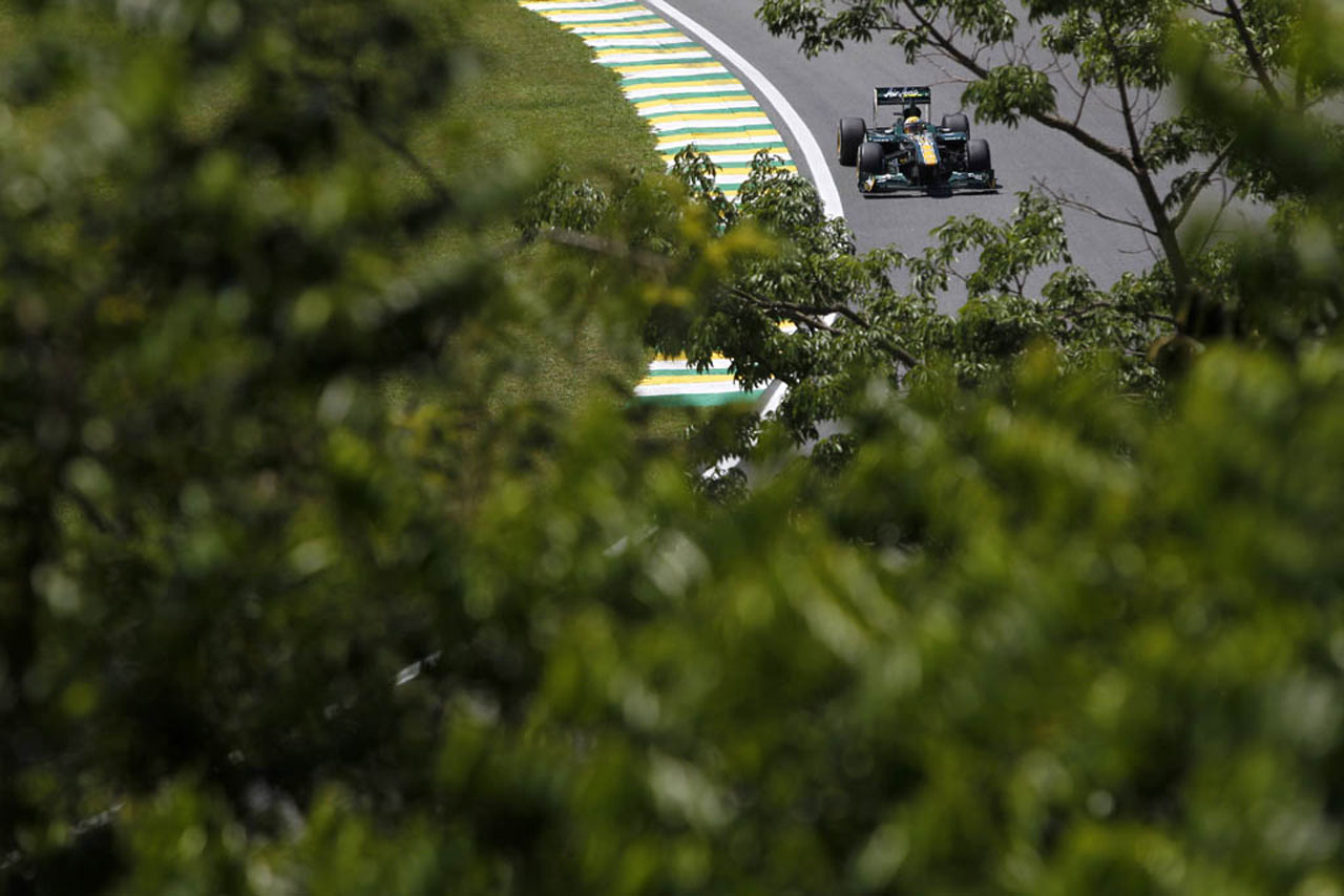 6400700073 9039583d01 Luiz Razia On track during FP1 O