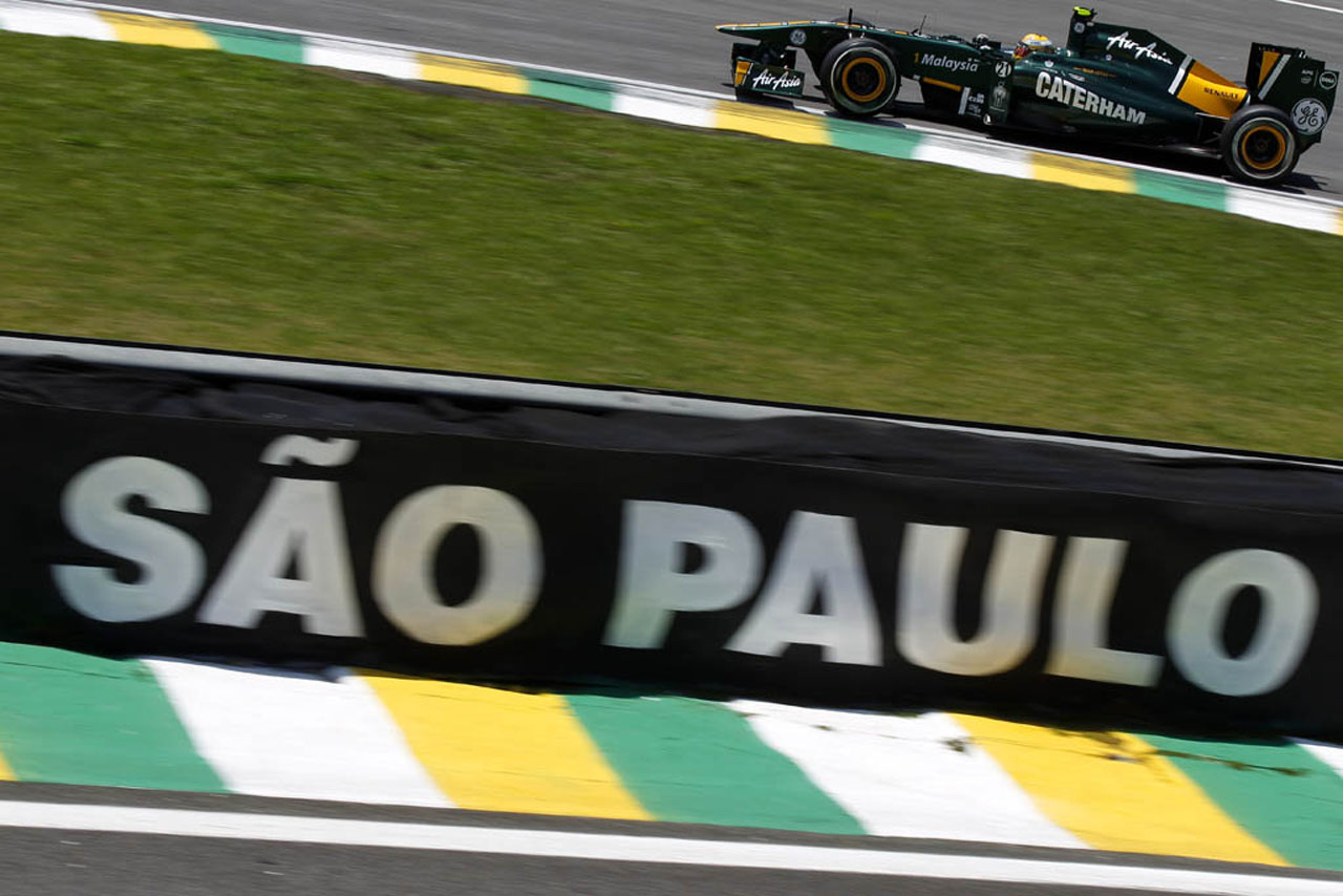 6399989897 5b45677003 Luiz Razia On track during FP1 O