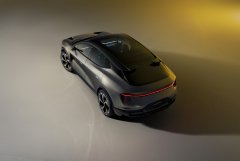 06_Lotus_Eletre-_EXT_Studio_Silver_HighRear34.jpg