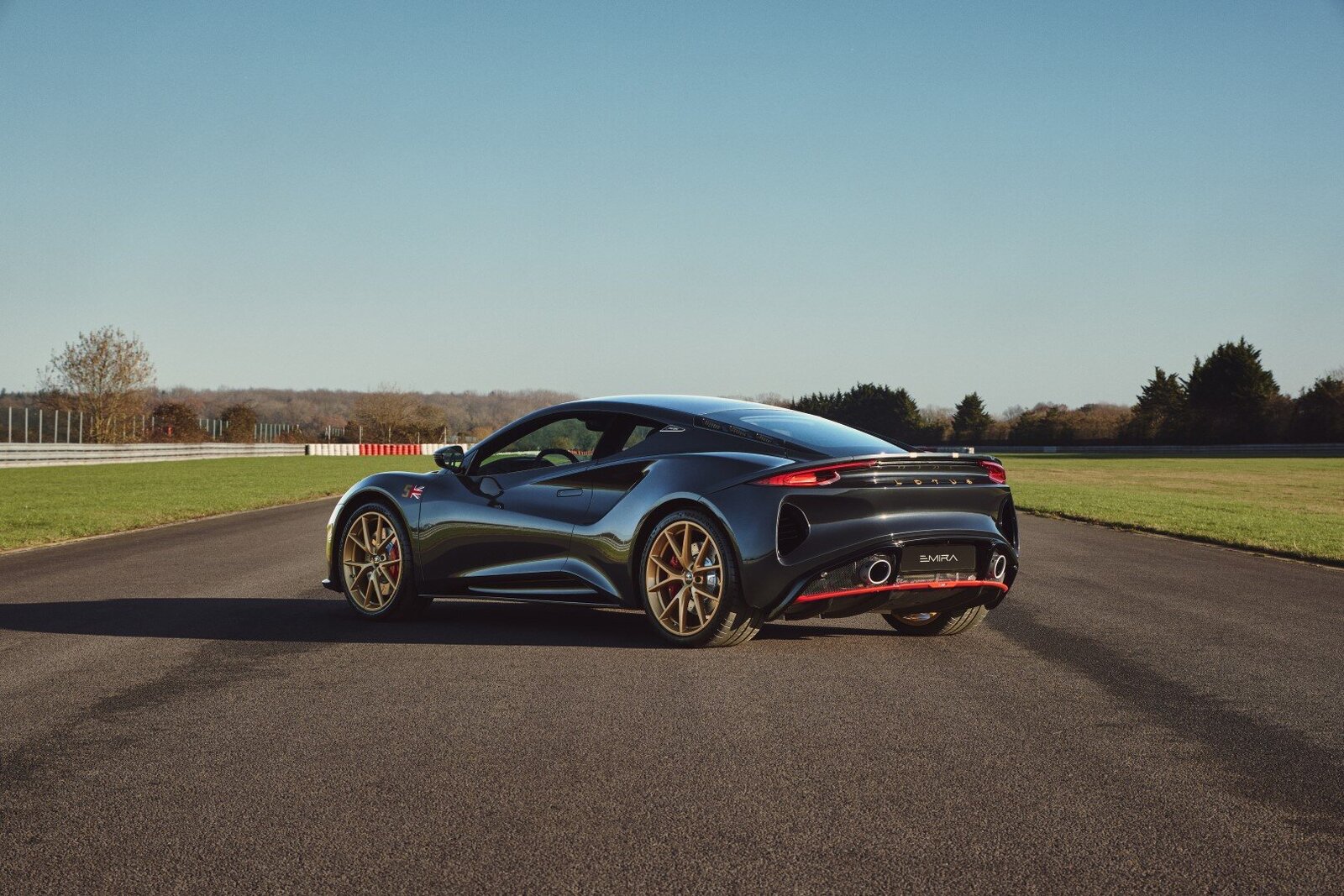Lotus_Emira_Limited_Inspired_By_Type_78_Rear (Large).jpg