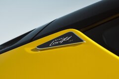 Lotus_Emira_Limited_Ext_Badge (Large).jpg