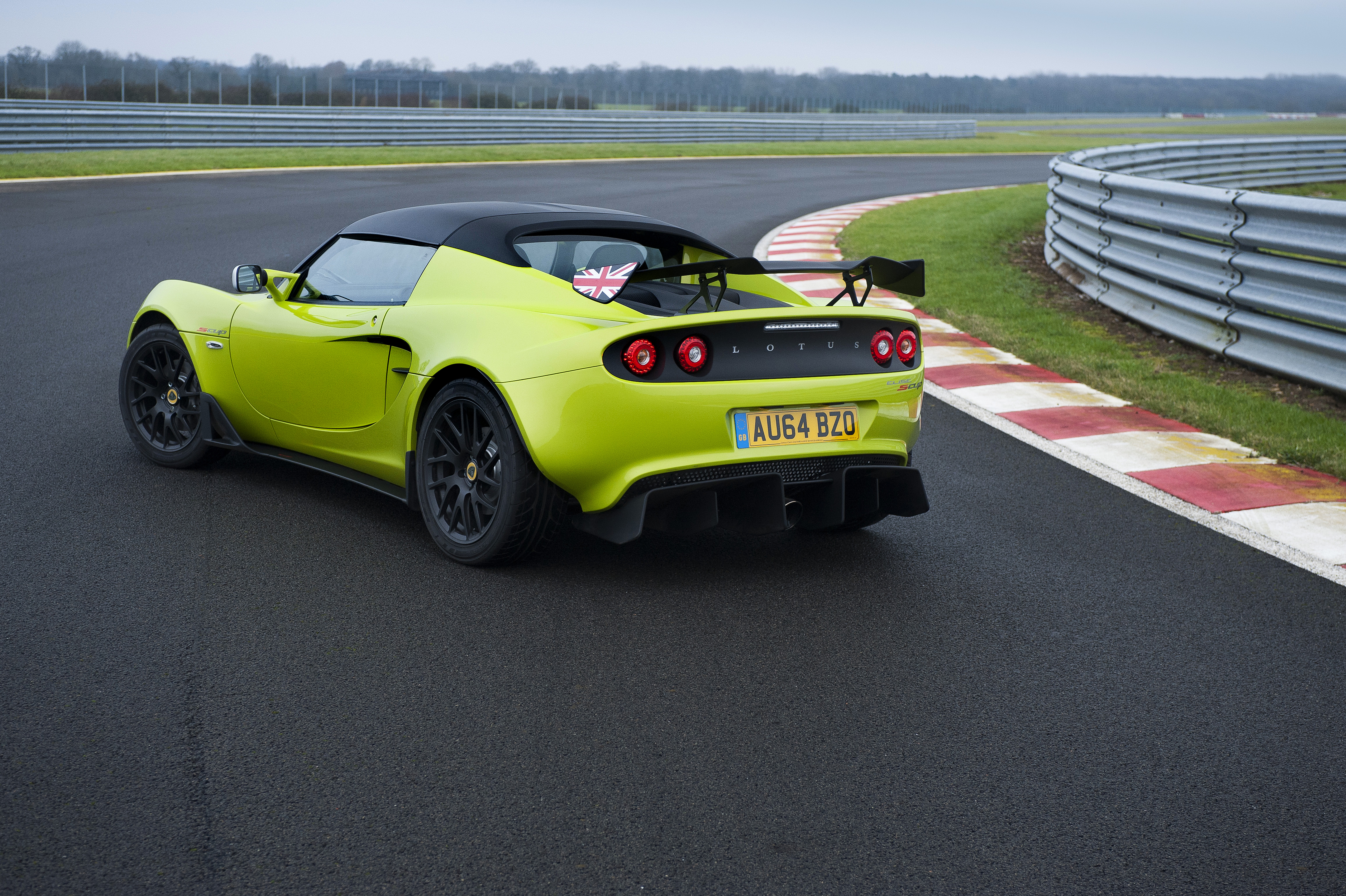 More information about "Racing Elise Readied For The Road In S Cup Form"