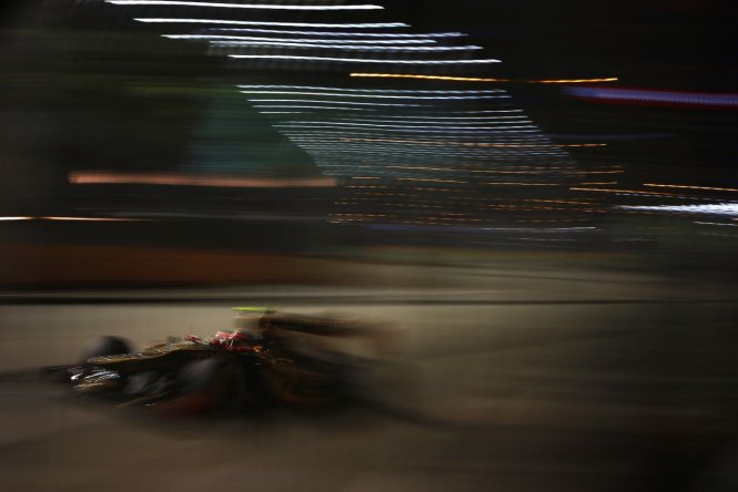 More information about "A Hard Day’S Night - Singapore Gp, Friday 21 September 2012"