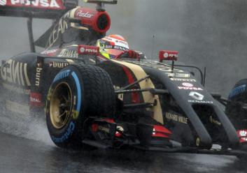 More information about "Difficult Day At The 2014 Japanese Grand Prix"