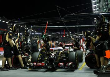 More information about "Almost Is Never Enough - 2014 Singapore Gp, Sunday"