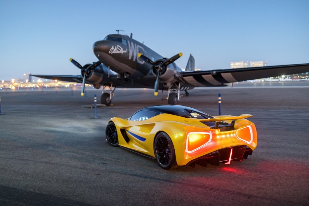 LotusEvija-LyonAirMuseum-01 (Medium).jpg