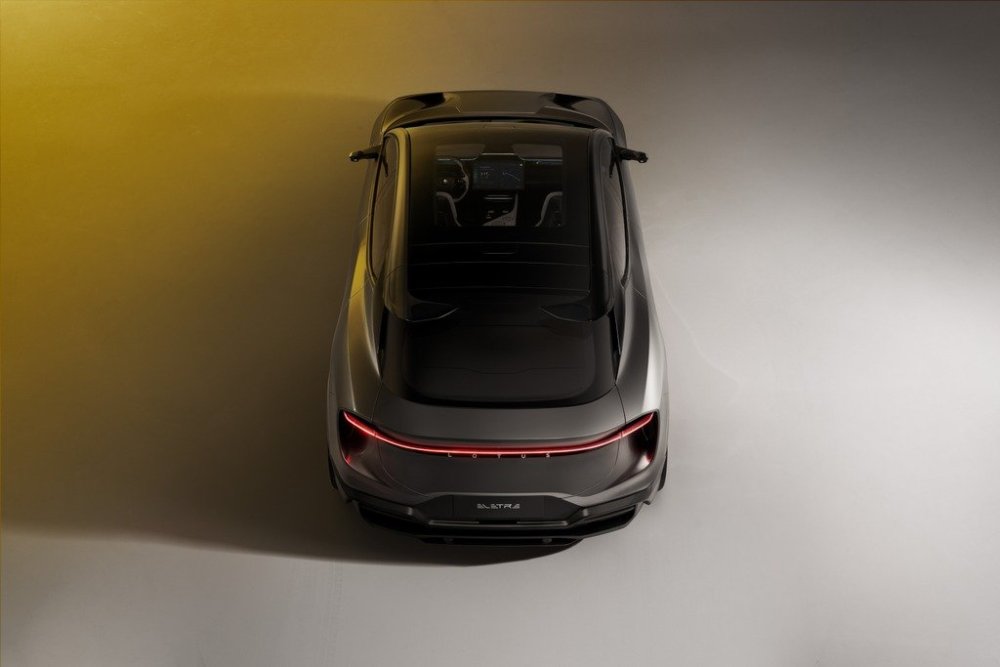 03_Lotus_Eletre-_EXT_Studio_Silver_HighRear.jpg