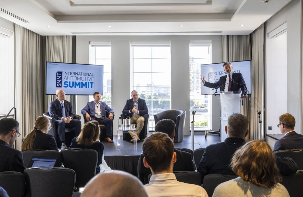 Matt-Windle-Managing-Director-Lotus-Cars-announcing-the-new-Driving-Change-ESG-charter-5.jpg