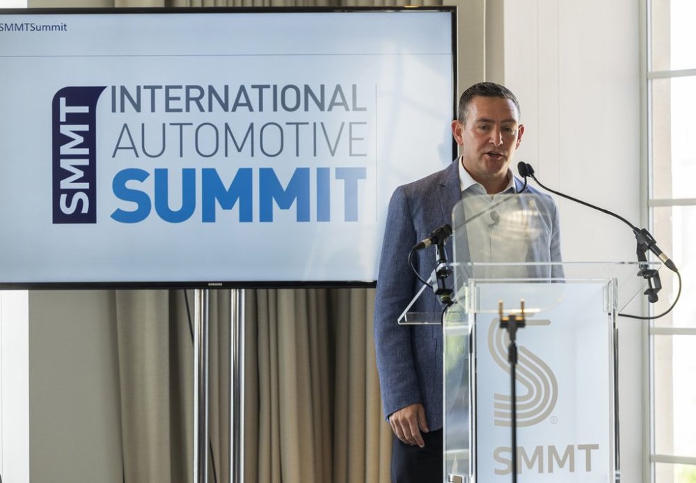 Matt-Windle-Managing-Director-Lotus-Cars-announcing-the-new-Driving-Change-ESG-charter-7.jpg